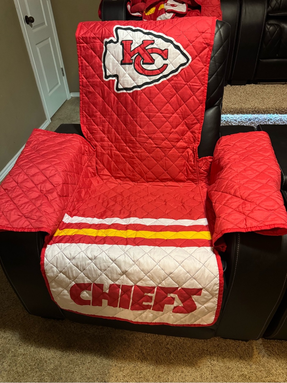 Six Kansas City Chiefs Red Quilted Recliner Cover with Team Logo